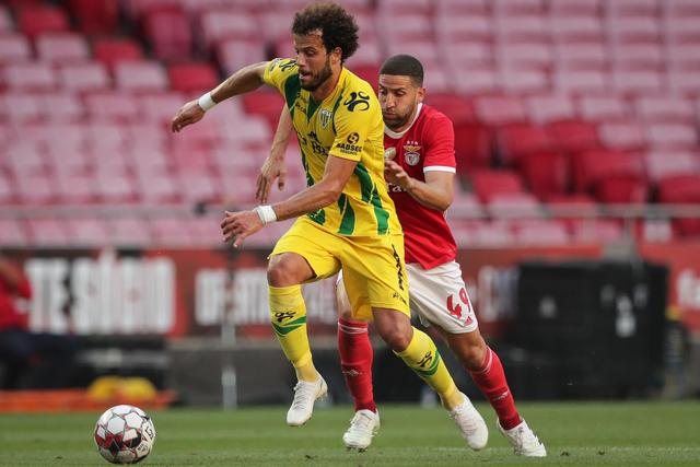 库里31分詹姆斯40+8+9 勇士力克湖人回西部第9