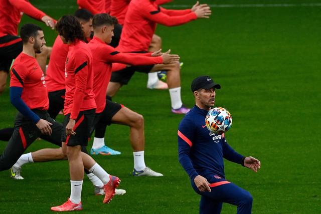 独行侠锁定西部第5首轮战快船 尼克斯逆转篮网